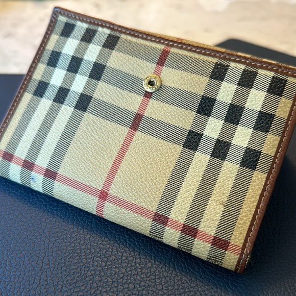 Burberry Haymarket Check Pattern Plaid Print Compact Wallet - Picture 5 of 5